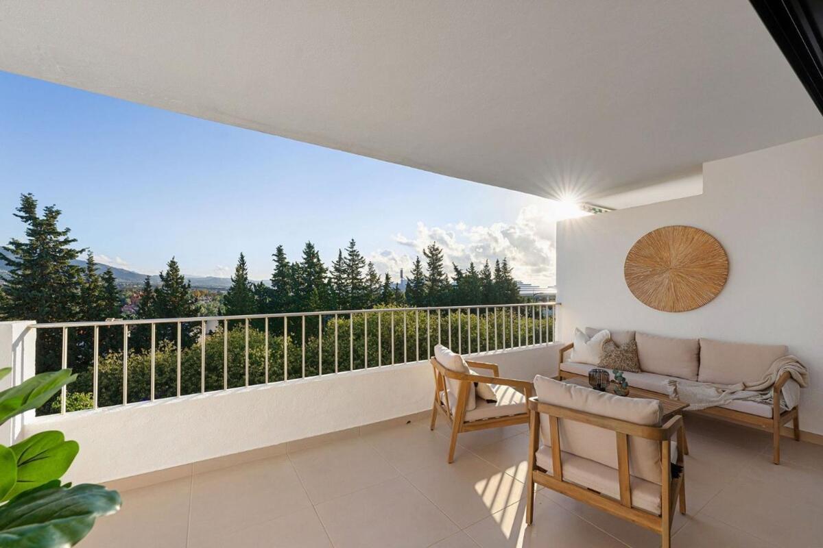 Elegant 3 Bedroom With Sea And Mountain Views * Marbella